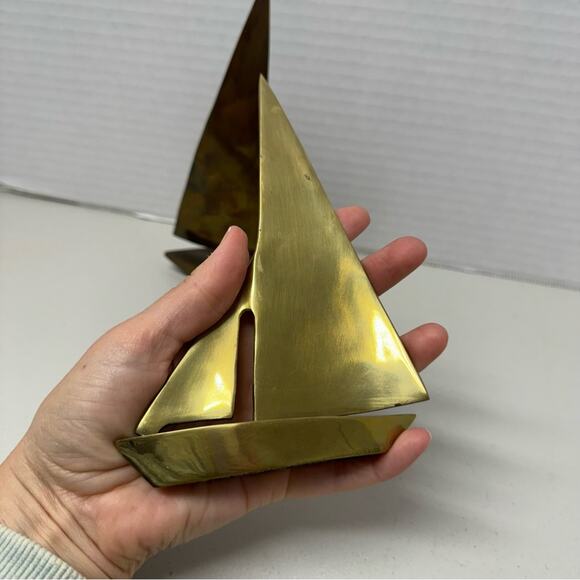 Vintage Brass Metal Sailboats Set Of Two Decor Accent Shelf - Picture 5 of 11